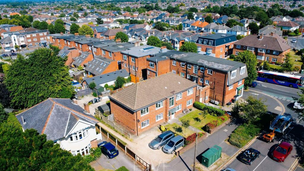 Additional property image - Harewood Avenue, Bournemouth