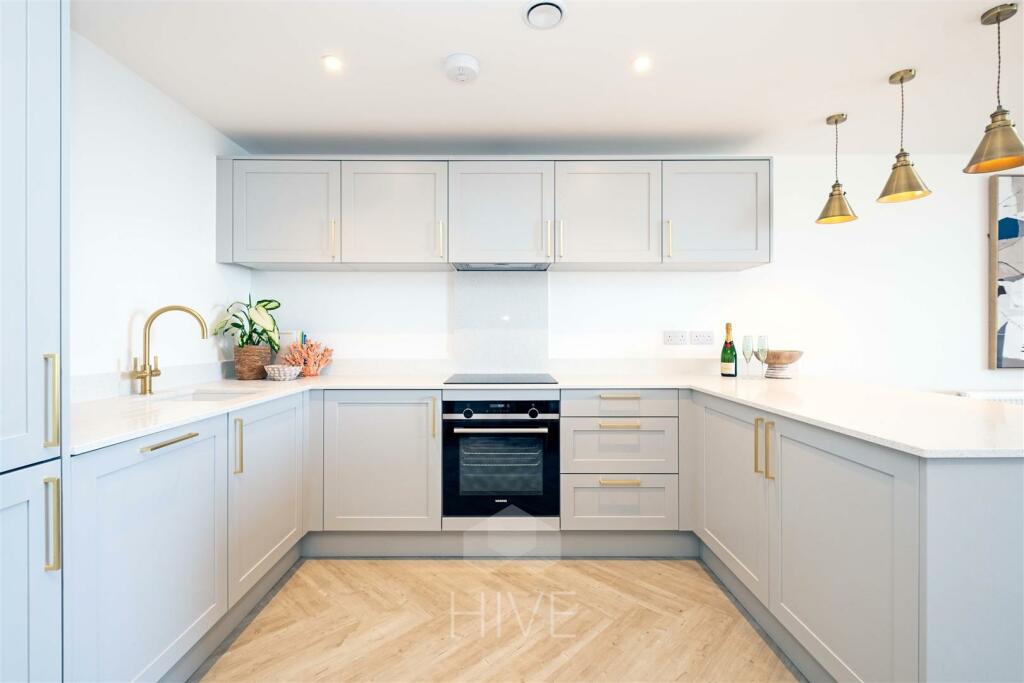 Additional property image - West Cliff Gardens, West Cliff, Bournemouth