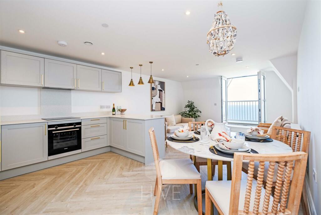 Additional property image - West Cliff Gardens, West Cliff, Bournemouth