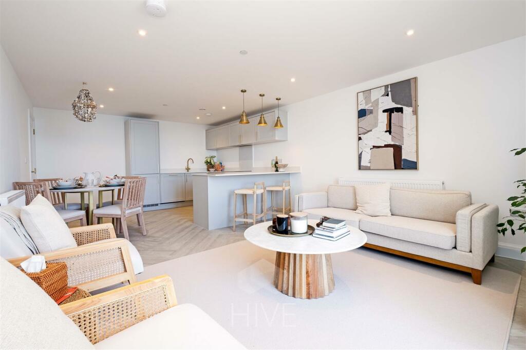 Additional property image - West Cliff Gardens, West Cliff, Bournemouth
