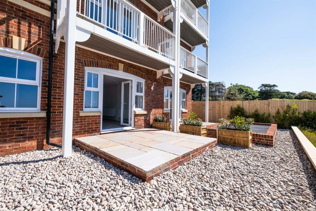 Additional property image - West Cliff Gardens, West Cliff, Bournemouth