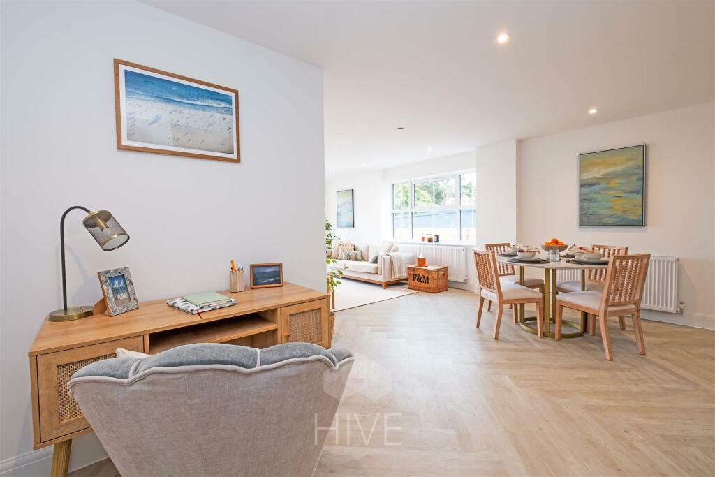 Additional property image - West Cliff Gardens, West Cliff, Bournemouth