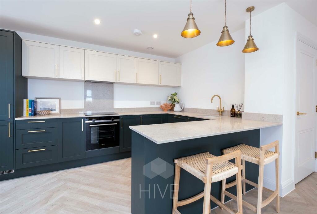 Additional property image - West Cliff Gardens, West Cliff, Bournemouth