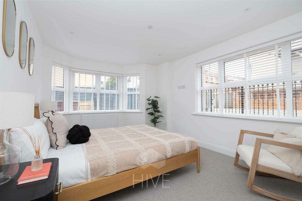 Additional property image - West Cliff Gardens, West Cliff, Bournemouth