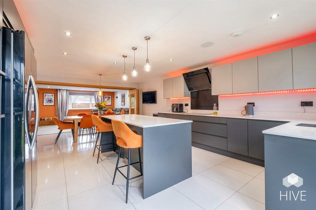 Additional property image - Stanley Close, Verwood