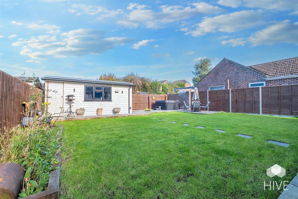 Additional property image - Stanley Close, Verwood