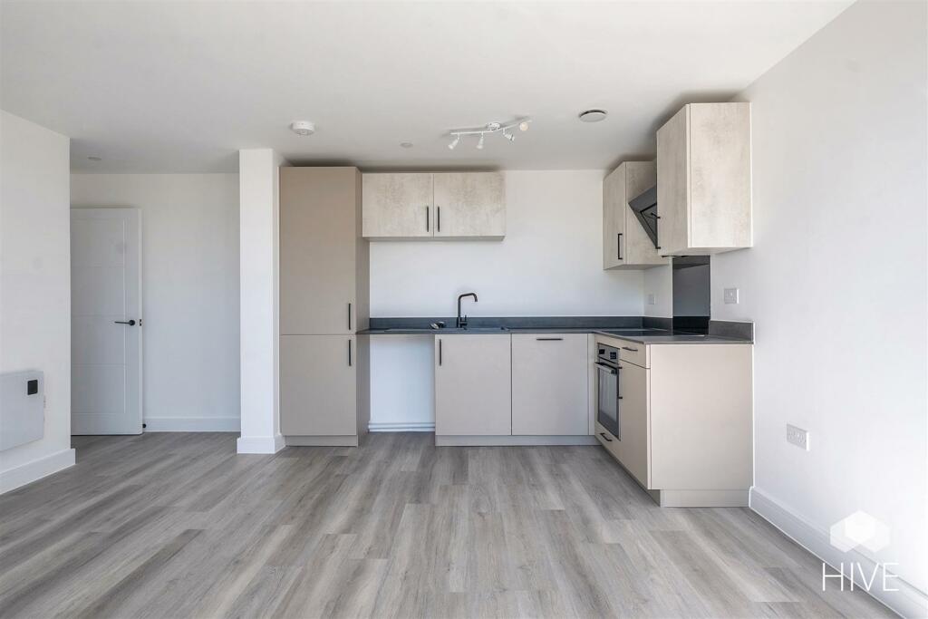 Additional property image - The Sloop, Commercial Road, Poole