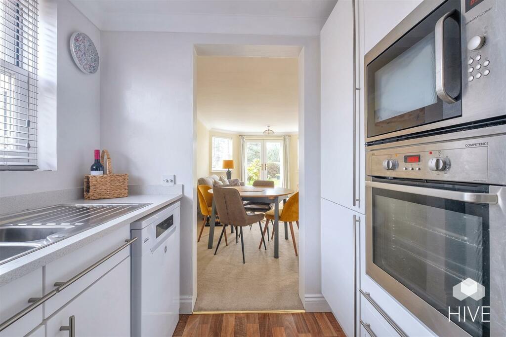 Additional property image - West Cliff Gardens, West Cliff, Bournemouth