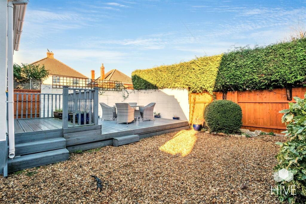 Additional property image - Inglewood Avenue, Queens Park, Bournemouth