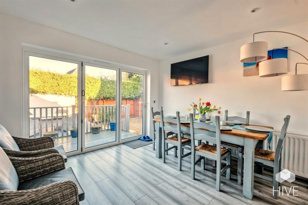 Additional property image - Inglewood Avenue, Queens Park, Bournemouth
