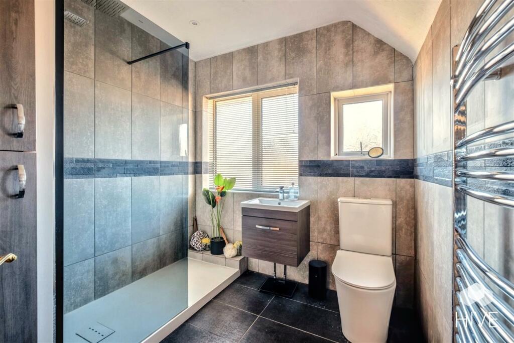 Additional property image - Inglewood Avenue, Queens Park, Bournemouth