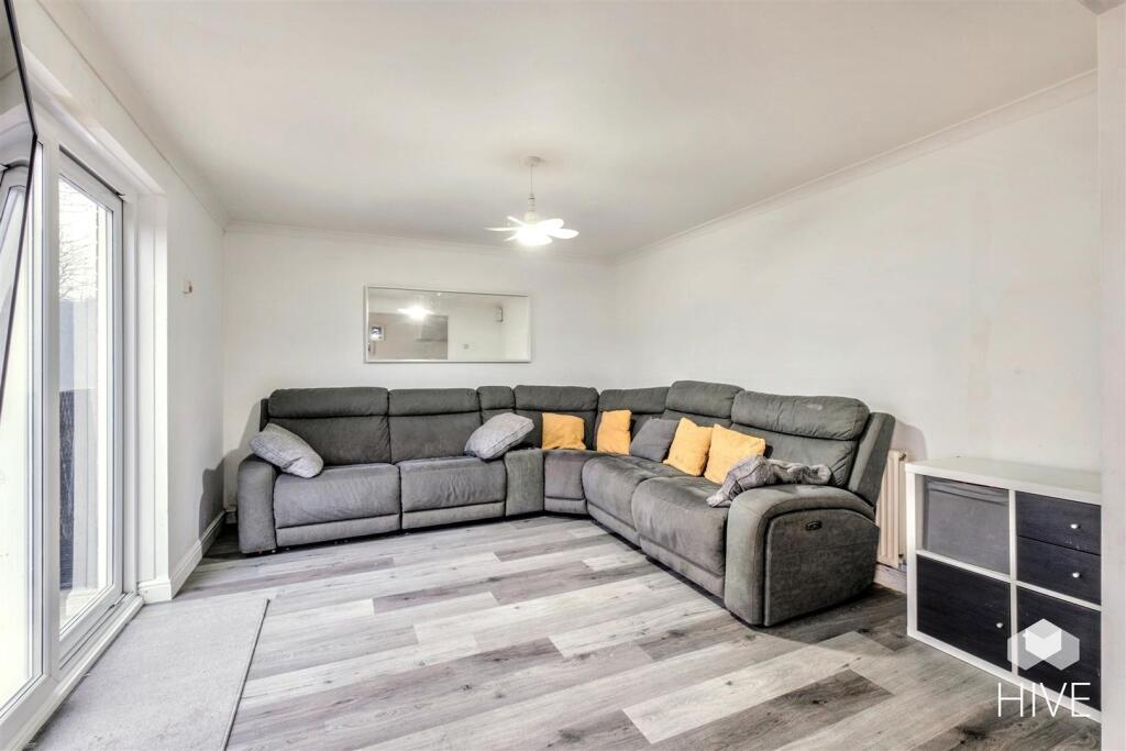 Additional property image - Ivamy Place, Bournemouth