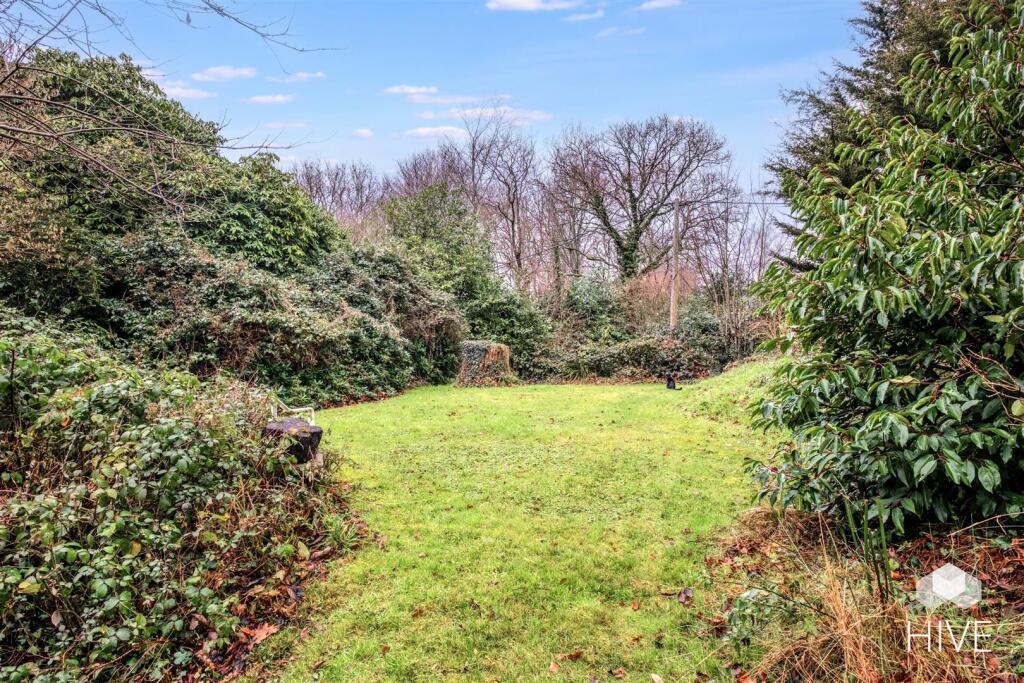 Additional property image - Giddy Lake, Wimborne