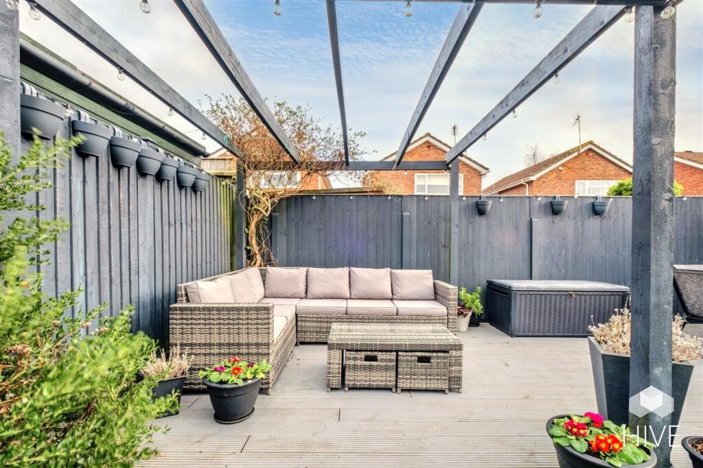 Additional property image - Rowbarrow Close, Poole