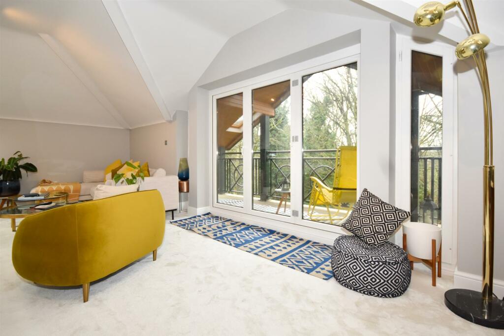 Additional property image - Wilhelmina Close, Leamington Spa