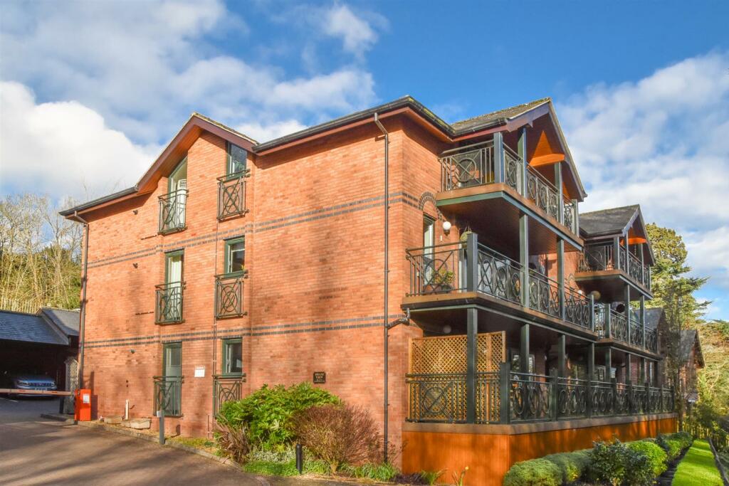 Additional property image - Wilhelmina Close, Leamington Spa