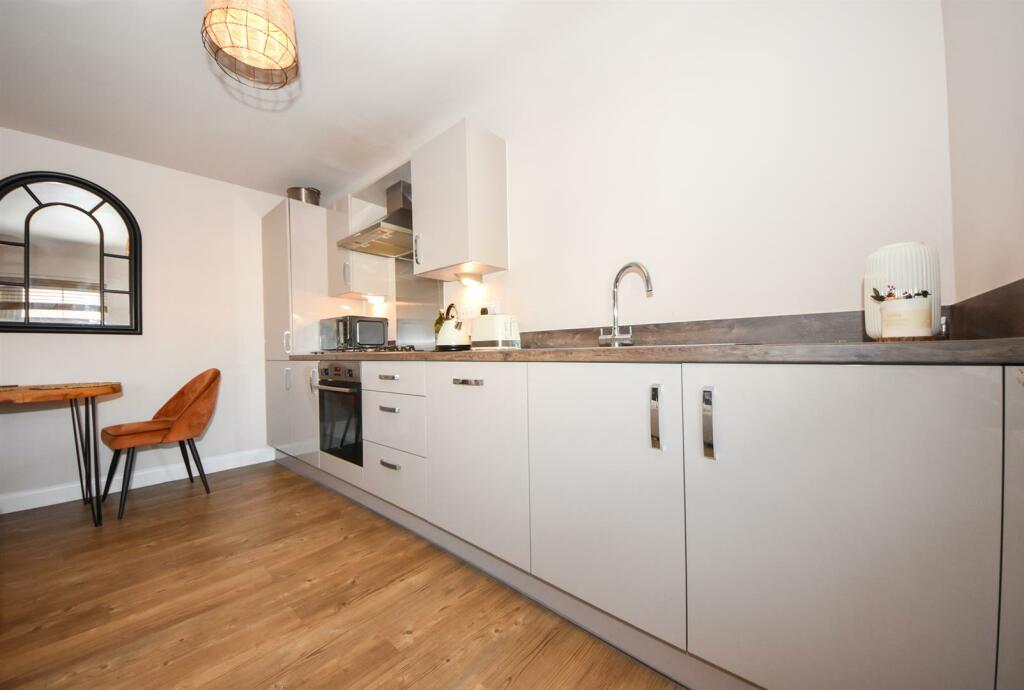 Additional property image - Ropeway, Bishops Itchington, Southam