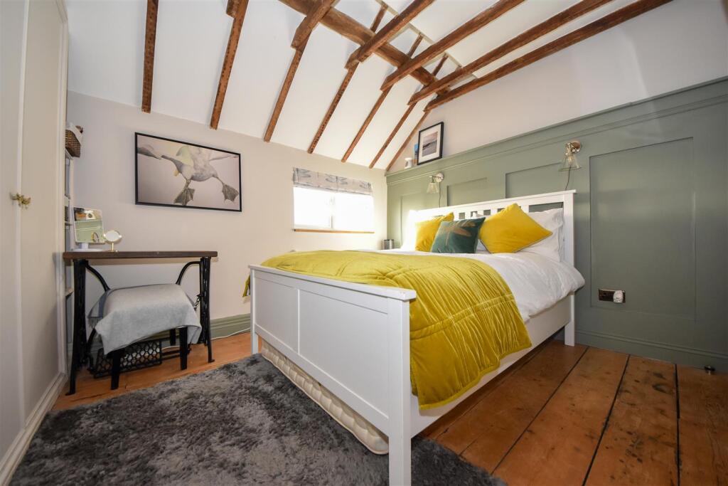 Additional property image - Main Street, Leamington Spa