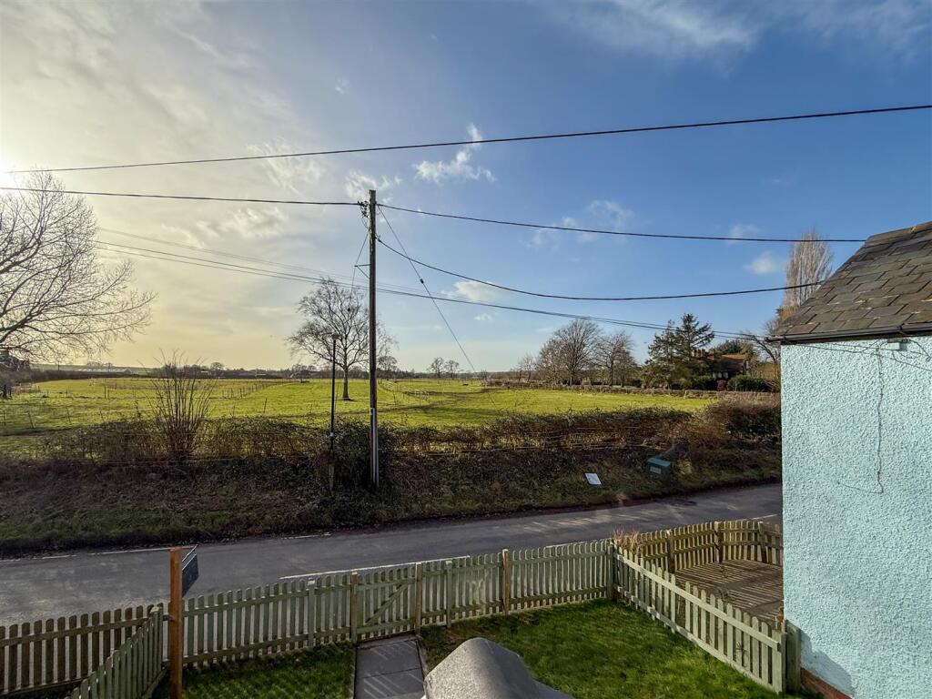 Additional property image - Main Street, Leamington Spa