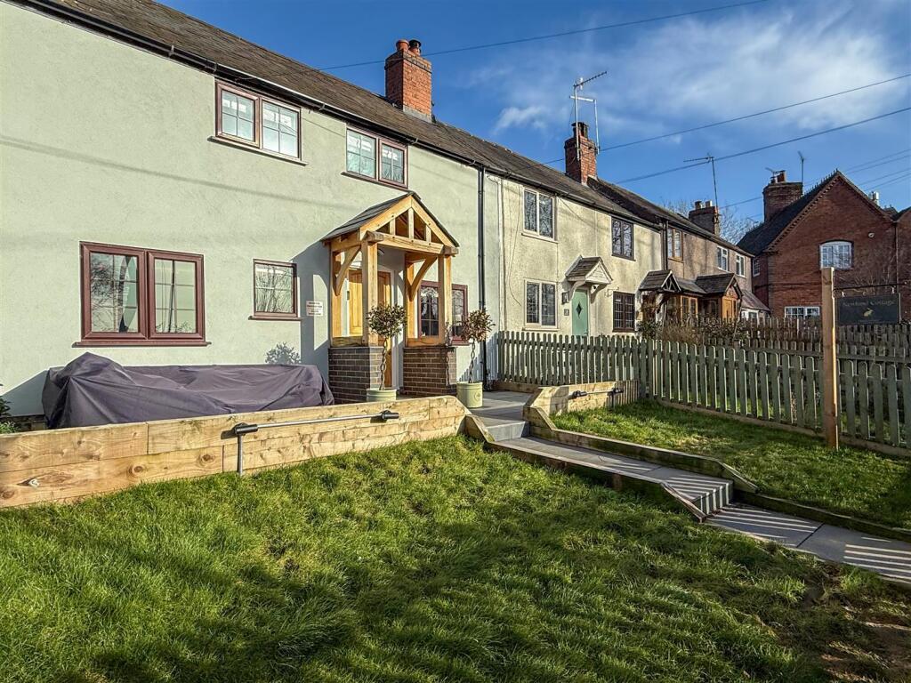 Additional property image - Main Street, Leamington Spa