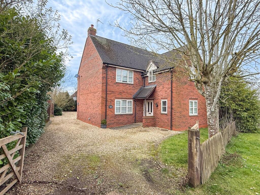 Main image of property: Butt Hill, Napton