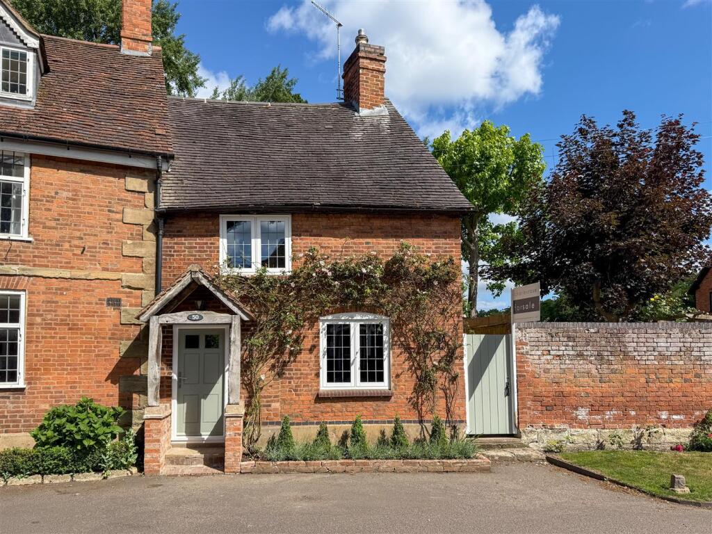 Main image of property: Bridge End, Warwick