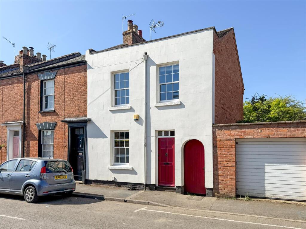 Main image of property: Lower Leam Street, Leamington Spa