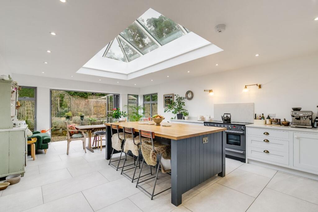 Main image of property: Hollowdene Lodge, Frensham, Farnham, Surrey
