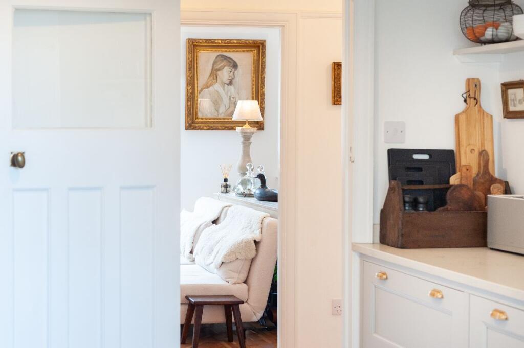 Main image of property: Hill Street, Richmond