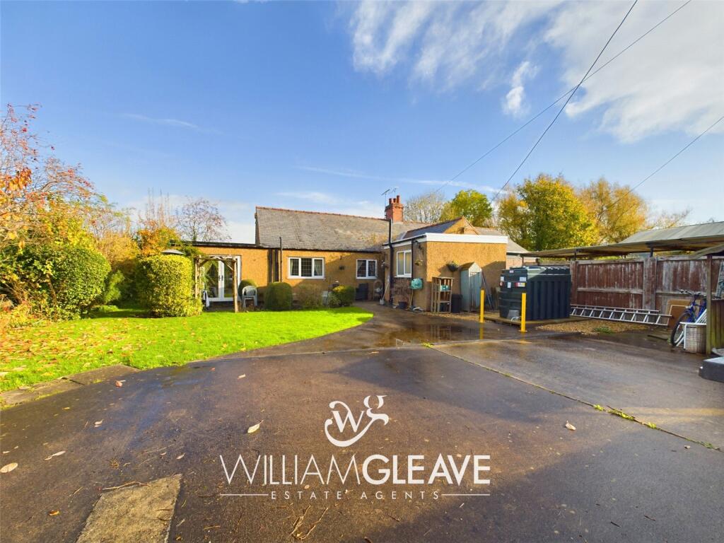 3 bedroom bungalow for sale in Denmark Bungalow, High Street, Bagillt