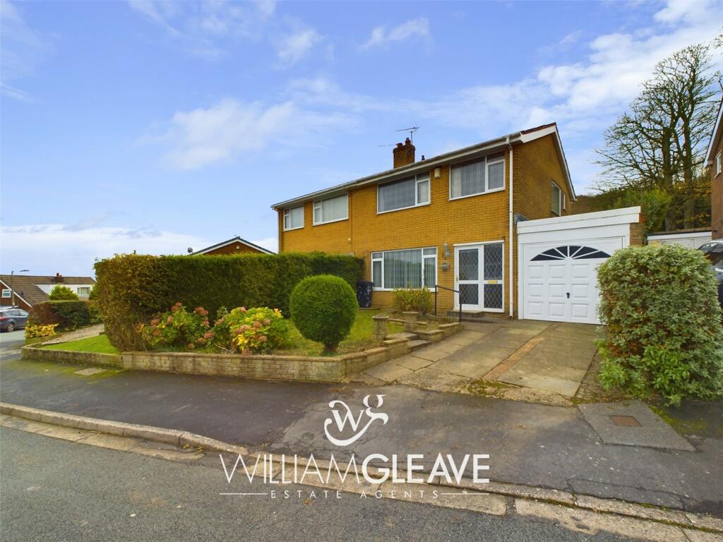 3 bedroom semidetached house for sale in Ffordd Pentre, Carmel