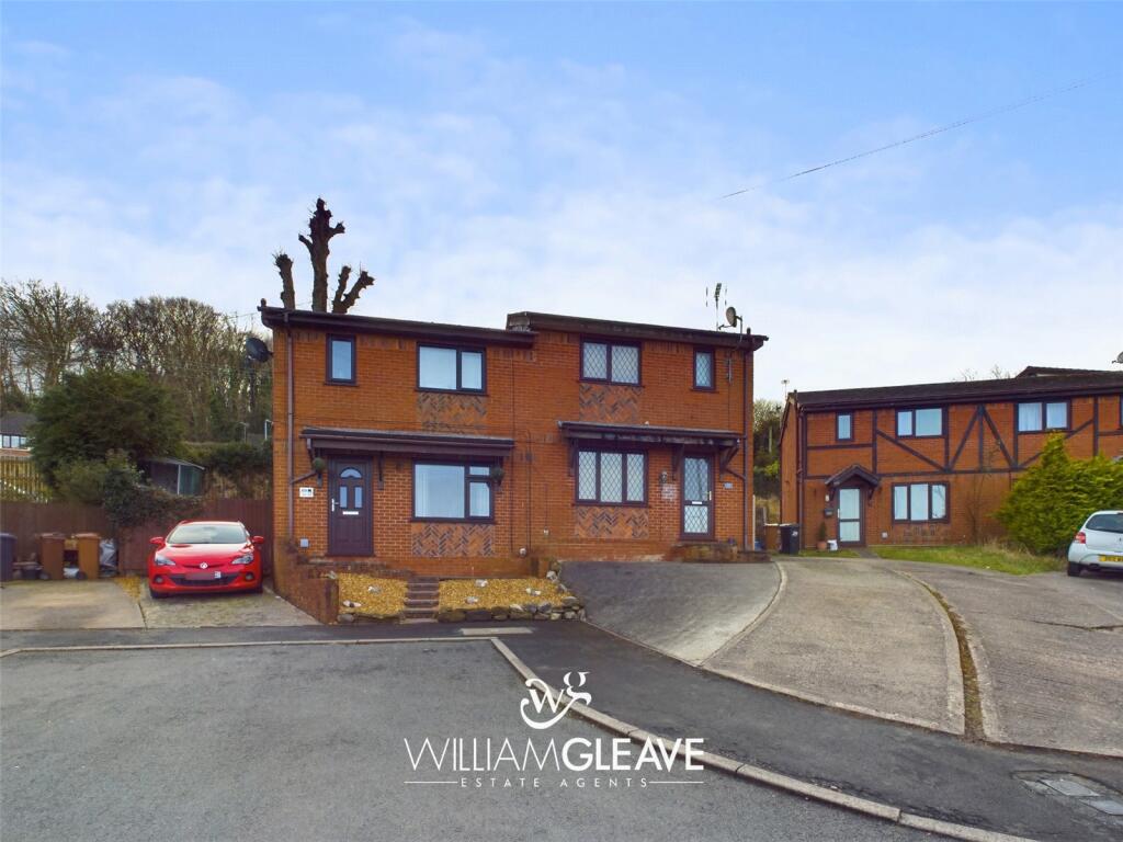 2 bedroom semidetached house for sale in Ffordd Aelwyd, Carmel