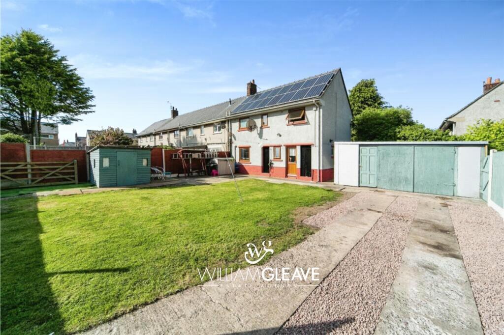 3 bedroom end of terrace house for sale in Bryn Garth, Penyffordd, Flintshire, CH8