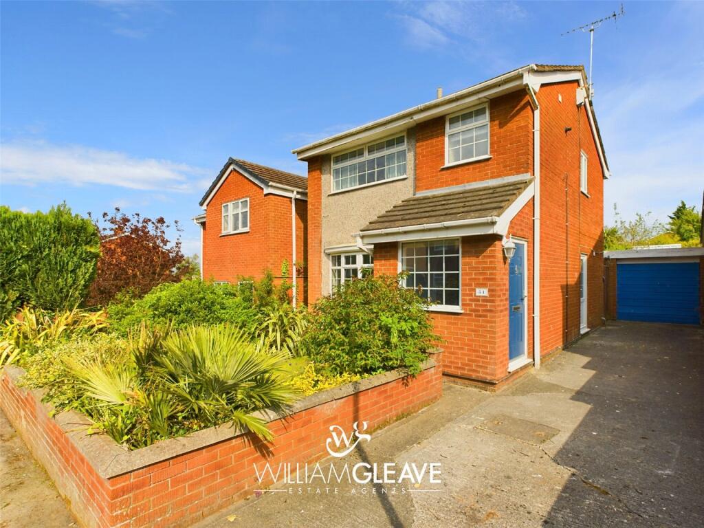 3 bedroom detached house for sale in Wood Lane, Pen Y Maes, Holywell