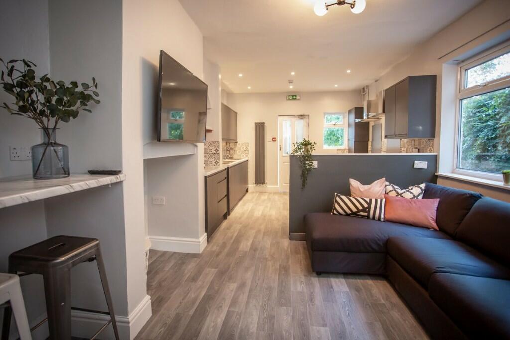 Additional property image - Bouverie Street, Chester, Cheshire, CH1