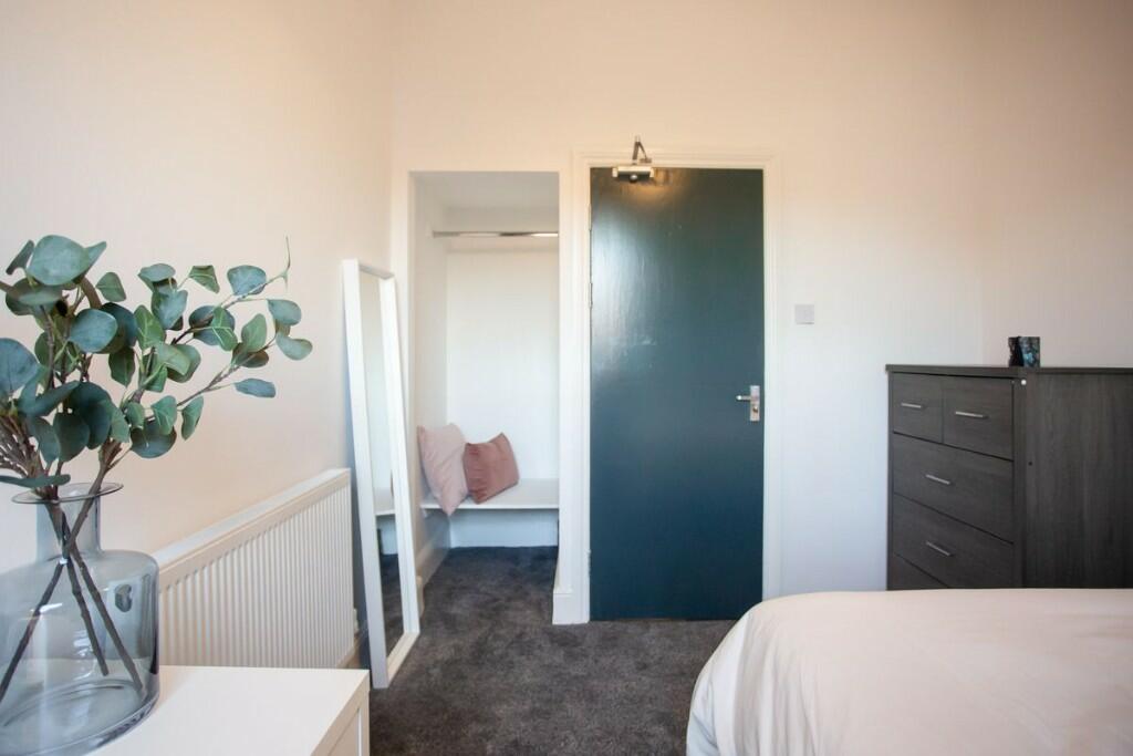 Additional property image - Bouverie Street, Chester, Cheshire, CH1