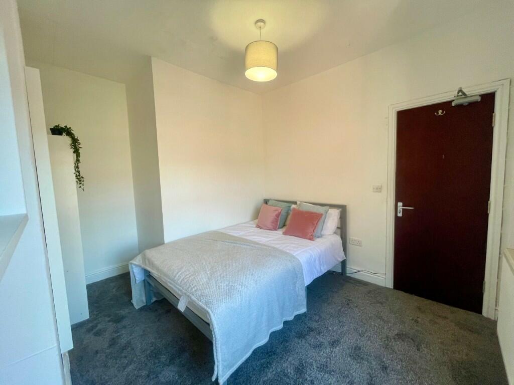 Additional property image - Ermine Road, Chester, Cheshire, CH2