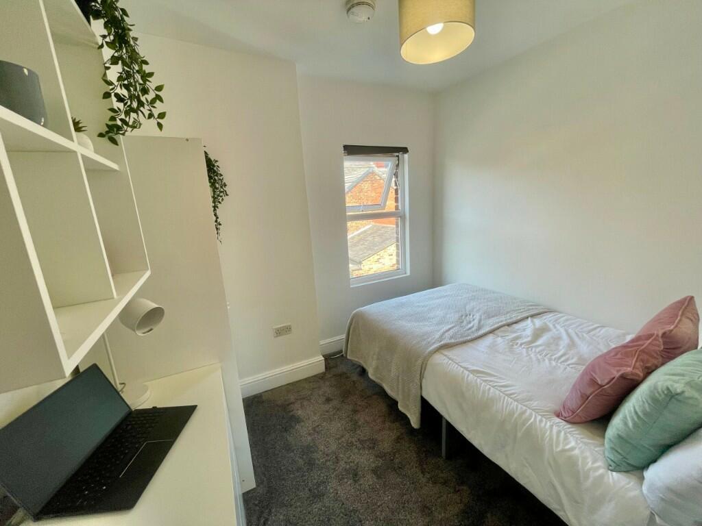 Additional property image - Ermine Road, Chester, Cheshire, CH2