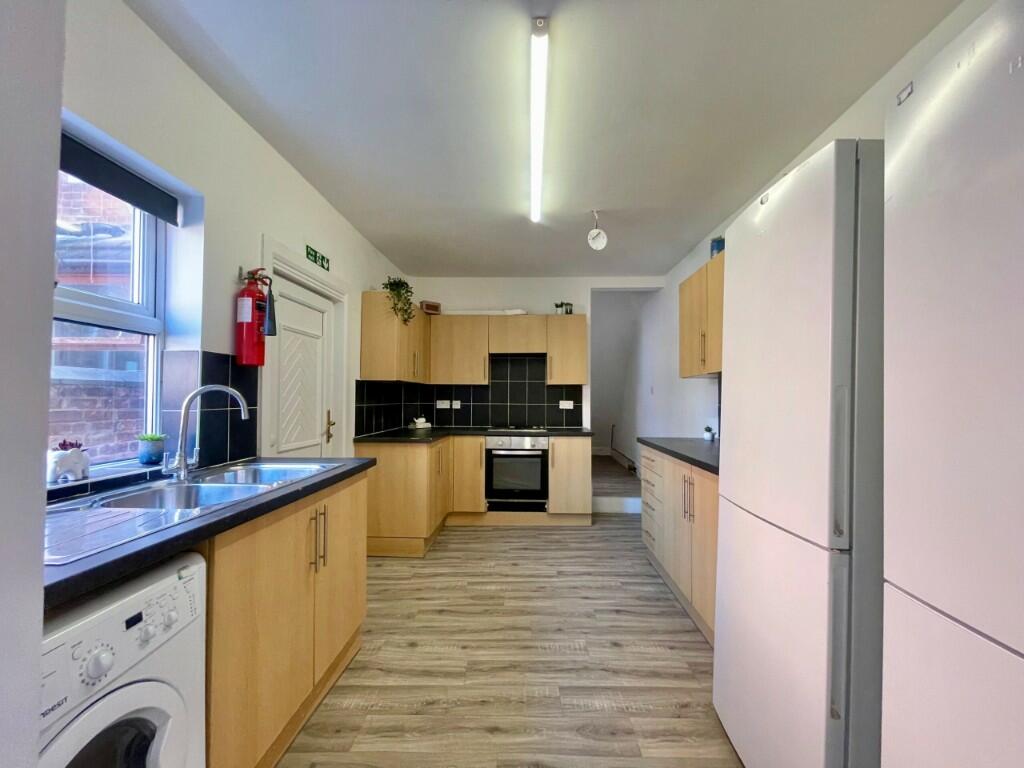 Additional property image - Ermine Road, Chester, Cheshire, CH2