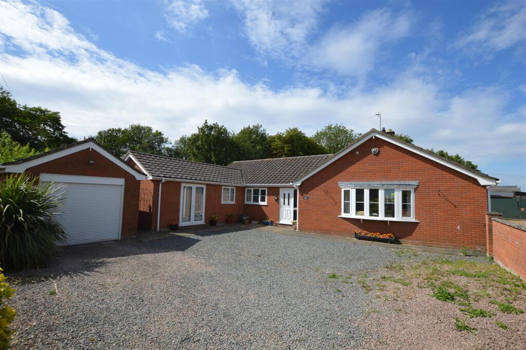 Main image of property: Broadway, Crowland, Peterborough