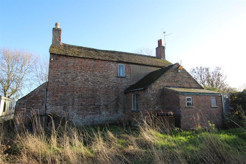 Main image of property: Dowsdale Bank, Crowland, Peterborough