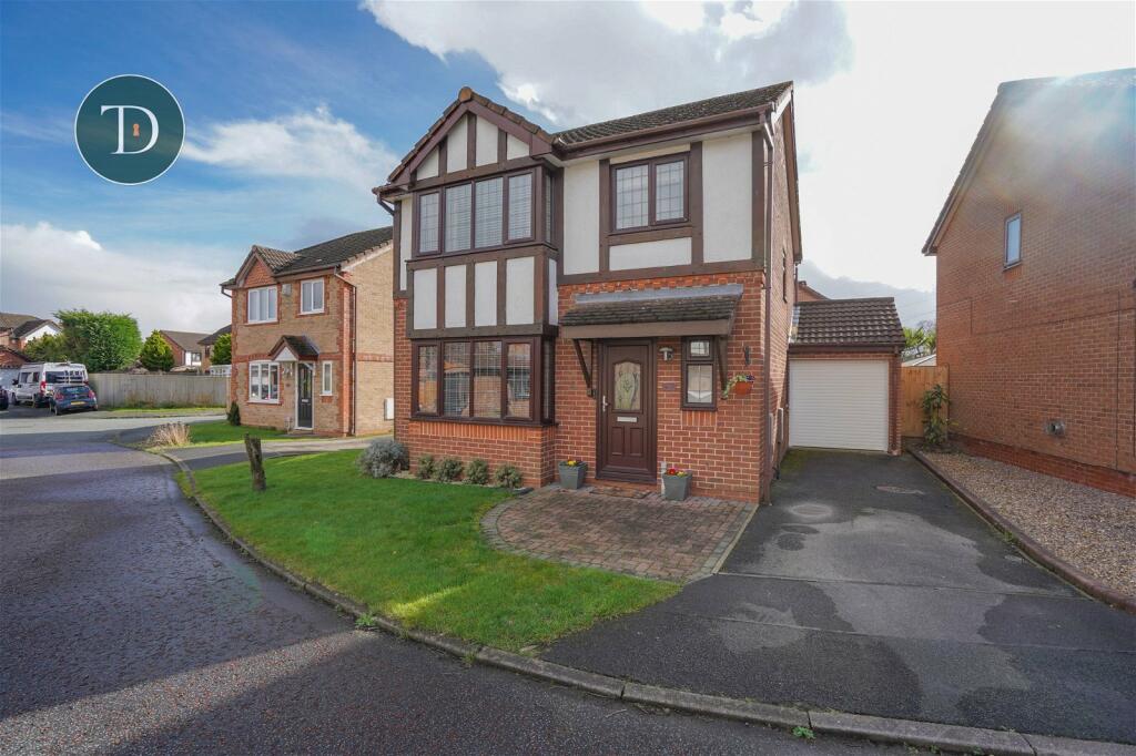 Main image of property: Oakwood Close, Great Sutton, Ellesmere Port, CH66