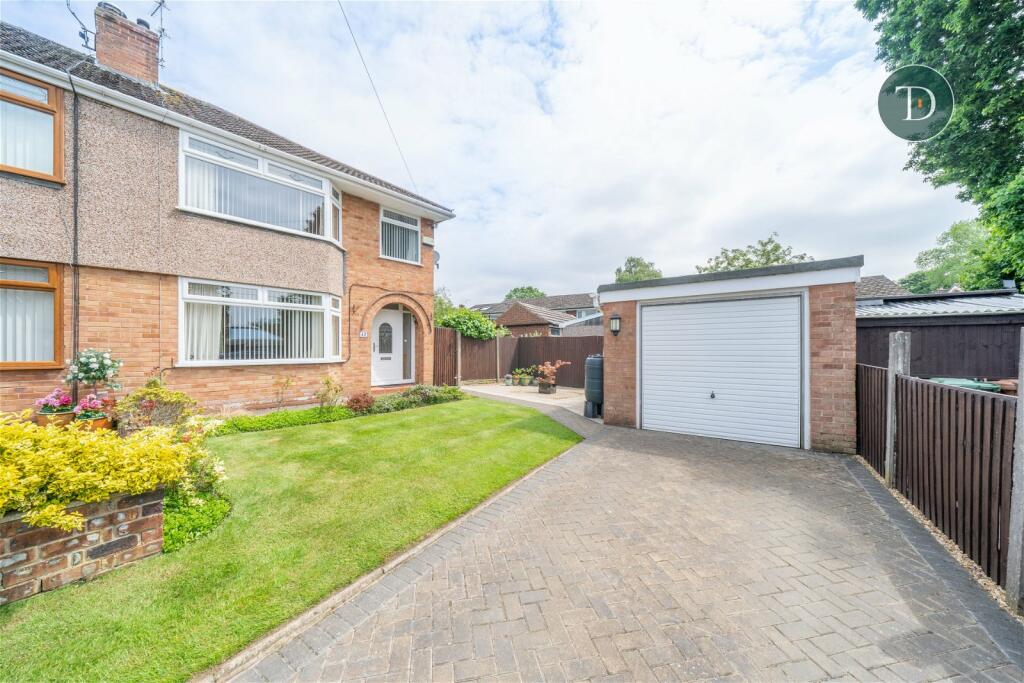 3 bedroom semidetached house for sale in Edgewood Drive, Eastham