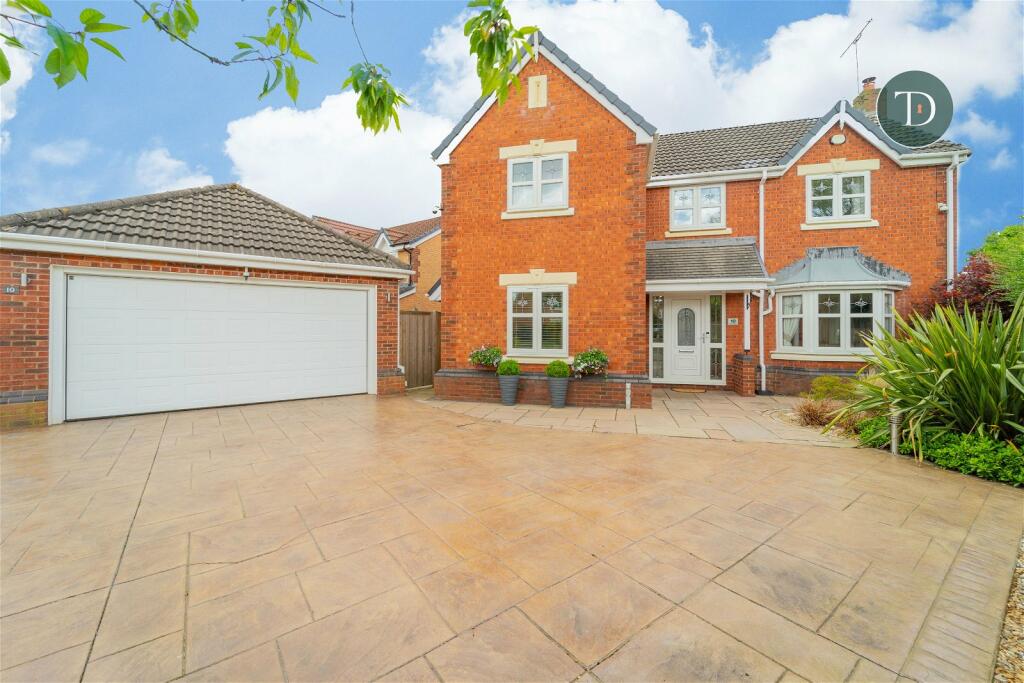 4 bedroom detached house for sale in Rosemere Drive, Backford, Chester, CH1
