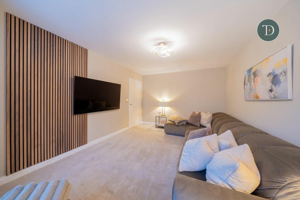 Additional property image - Sentry Grove, Hooton, Cheshire, CH66