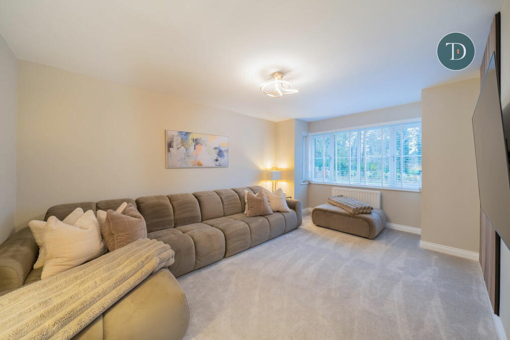 Additional property image - Sentry Grove, Hooton, Cheshire, CH66