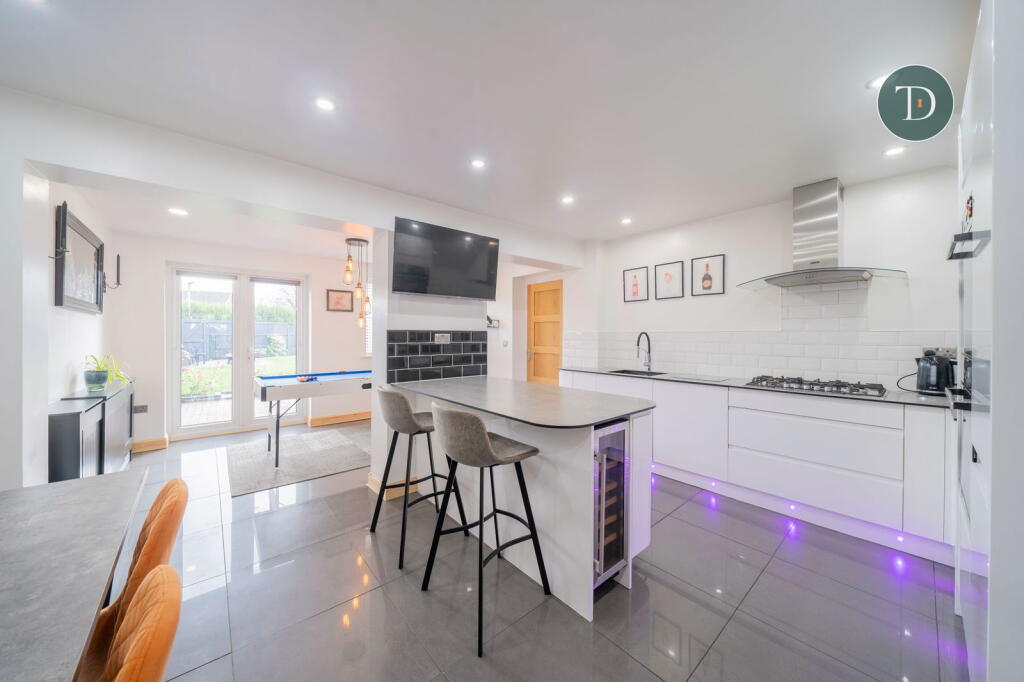 Additional property image - Larchdale Close, Whitby, Ellesmere Port, CH66
