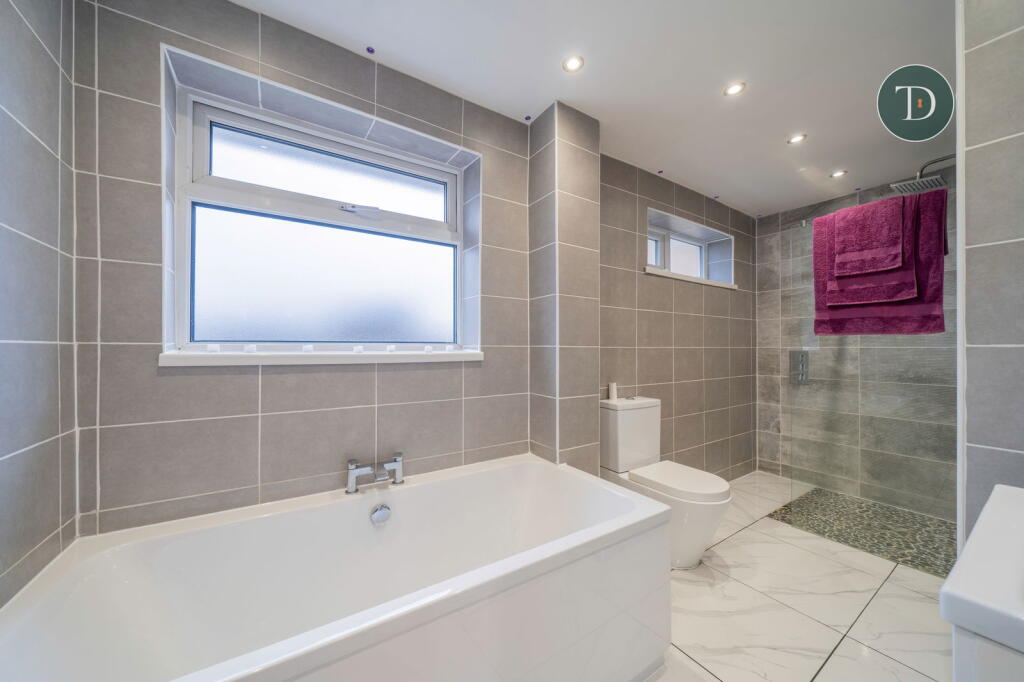 Additional property image - Larchdale Close, Whitby, Ellesmere Port, CH66