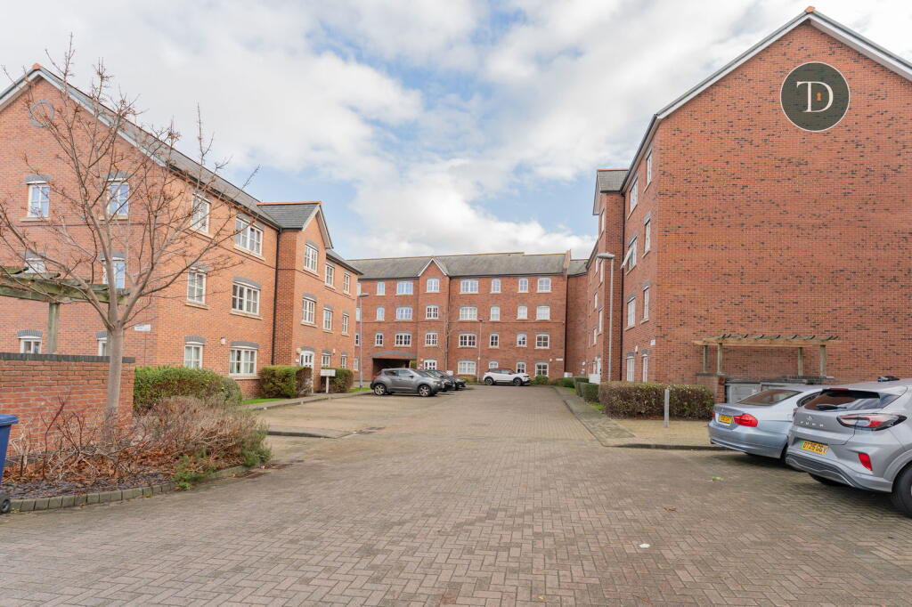 Main image of property: Grosvenor Wharf Road, Ellesmere Port, CH65