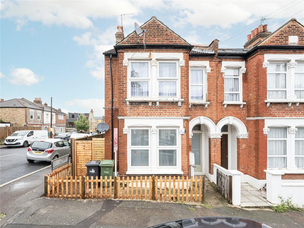 2 bedroom apartment for sale in Dassett Road, West Norwood, SE27
